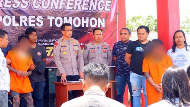 Polres Tomohon menjelaskan kasus penganiayaan yang diterima oleh seorang polisi berpangkat Aipda di Kota Tomohon.