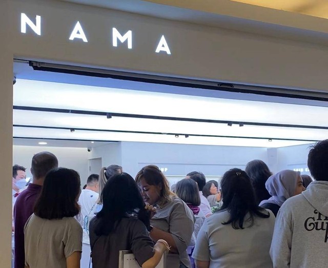 Grand Opening NAMA Beauty First Flagship Store di North Sky Bridge Pondok Indah Mall 2, Jakarta, Rabu (22/2/2023). Foto: Judith Aura/kumparan