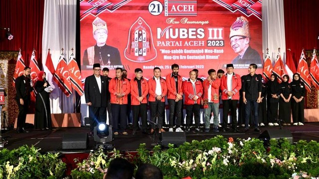 Penutupan Mubes ke-III Partai Aceh. Foto: Abdul Hadi/acehkini