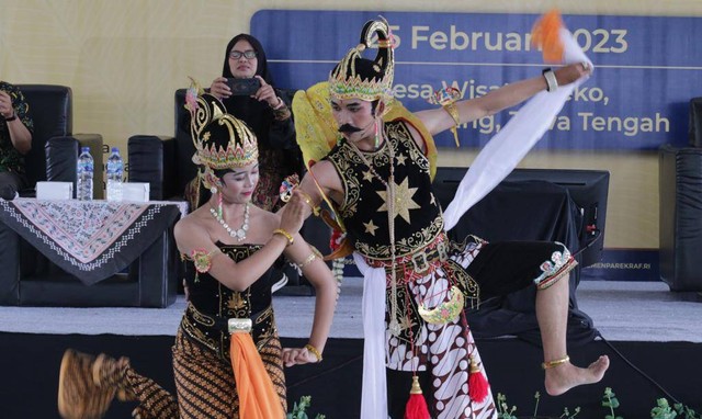 Kemenparekraf menggelar rangkaian kegiatan Kampanye Sadar Wisata 5.0 di 4 desa di Kabupaten Magelang, Jawa Tengah, Sabtu (25/2).  Foto: Kemenparekraf RI