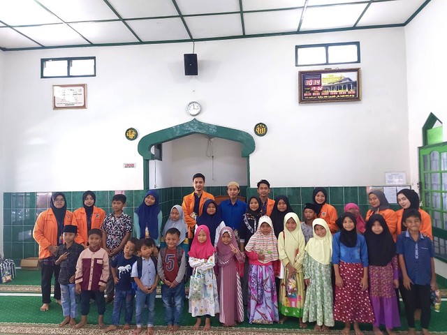 Lomba keagamaan dalam rangka memperingati Isra Mikraj oleh KKN Universitas Ahmad Dahlan (UAD) (Foto: Istimewa)