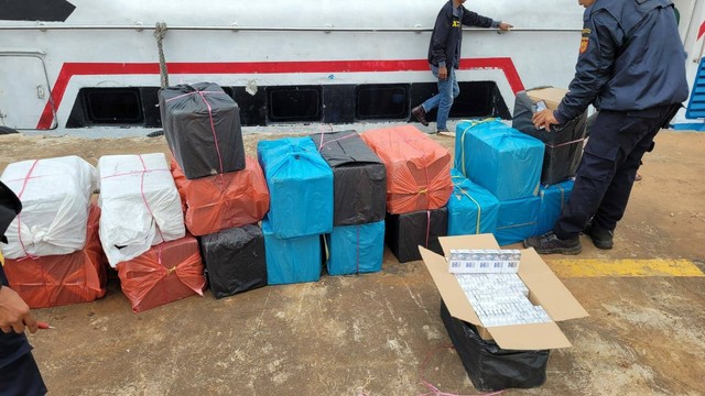 Barang bukti rokok ilegal diamankan petugas Bea Cukai Batam. Foto: Istimewa