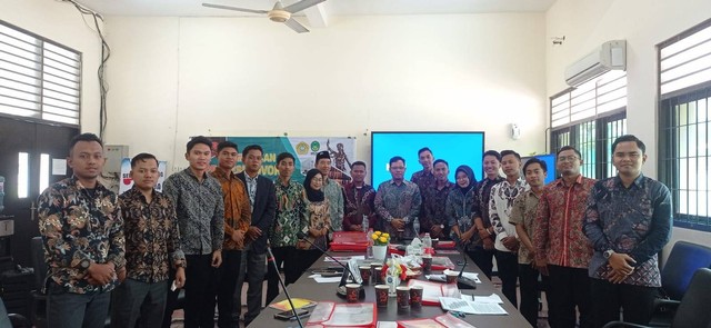 Dokumentasi DPC APSI Kediri: Drs. Khairuddin (Ketua Pengadilan Agama Bangkalan) dan Peserta PPA APSI 2023 DPW Jawa Timur