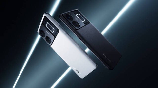 Realme GT3 meluncur dengan charger 240W yang bisa mengisi penuh batera dalam waktu 9,5 menit. Foto: Realme