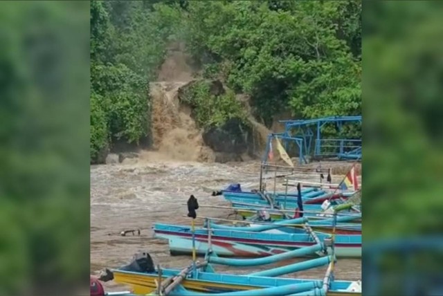 Kondisi sungai bawah tanah di Gunungkidul yang banjir. Foto: istimewa.