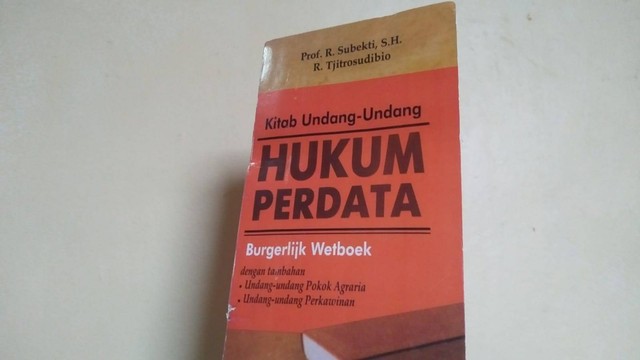 Kitab Undang-Undang Hukum Perdata Terjemahan Subekti dan Tjitrosudibio