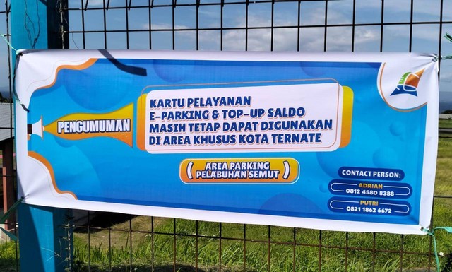 Salah satu spanduk pemberitahuan tentang penerapan E-Parking. Foto: Istimewa