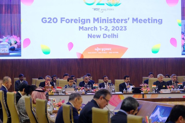 Menteri Luar Negeri RI Retno Marsudi menghadiri pertemuan para Menteri Luar Negeri (FMM) G20 di New Delhi, India (2/3). Foto: Kemlu RI