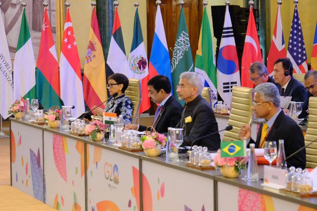 Menteri Luar Negeri RI Retno Marsudi menghadiri pertemuan para Menteri Luar Negeri (FMM) G20 di New Delhi, India (2/3). Foto: Kemlu RI