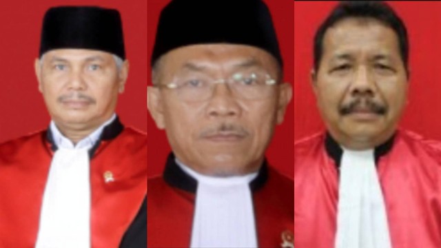 Tiga hakim PN Jakpus yang memutuskan gugatan Partai Prima:  T Oyong, Bakri, dan Dominggus Silaban.
 Foto: PN Jakpus