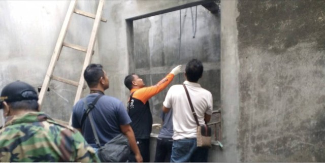 Kuli Bangunan asal Jember Tewas Gantung Diri di Surabaya