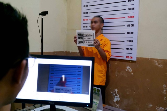 Pengambilan Foto Tahanan Baru Rutan Temanggung