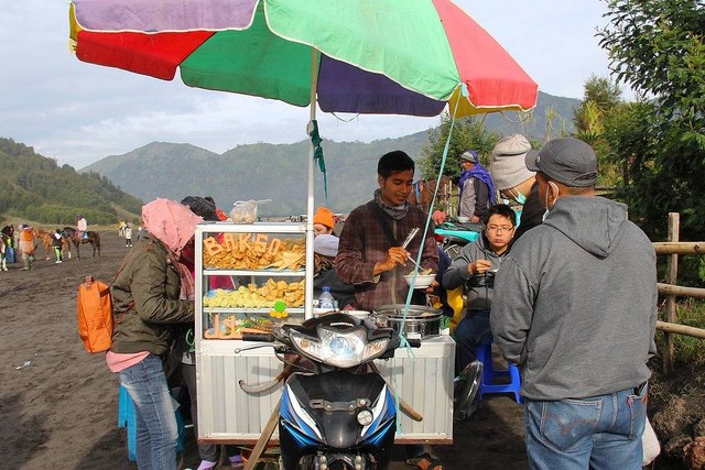 Ilustrasi Makanan Khas Garut Selain Dodol, Tak Kalah Nikmat! Sumber foto Pixabay/sharonang