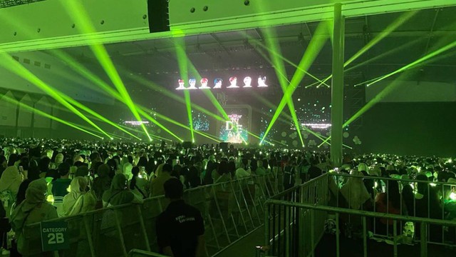 Suasana konser Hari Pertama NCT Dream Tour, The Dream Show 2 di ICE BSD, Sabtu (4/3).. Foto: Rini Friastuti/kumparan