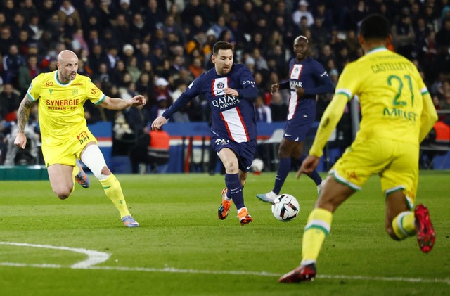 Paris Saint-Germain (PSG) melawan Nantes dalam pertandingan pekan lanjutan Liga Prancis 2022/23 di Stadion Parc des Princes, Paris, pada 5 Maret 2023. Foto: REUTERS/Sarah Meyssonnier