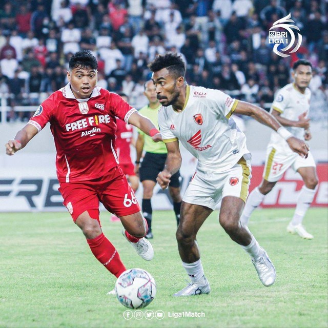 PSM Makassar melawan Persis Solo. Foto: Instagram/@liga1match