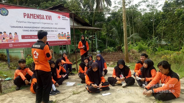 Turun ke Desa, KSR PMI Unmuh Jember ajak Masyarakat Peduli Kesehatan