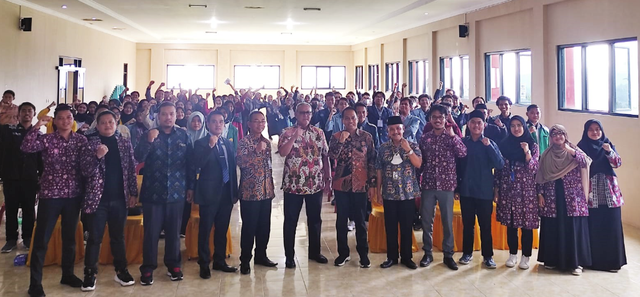 Dokumentasi Kegiatan: STKIP Muhammadiyah Kuningan Menjadi Tuan Rumah MUSWIL IKAHIMATIKA Indonesia XIV