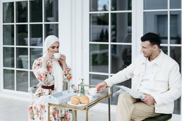 Inspirasi pertanyaan untuk calon istri, sumber foto: Pavel Danilyuk by pexels.com