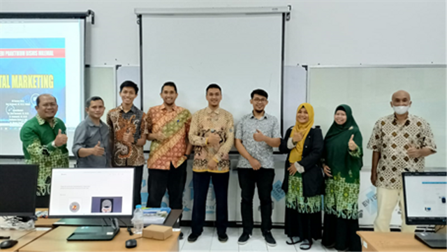 Pelatihan digital marketing bersama prodi Manajemen Universitas Muhammadiyah Surakarta [Foto: S1 STI  Universitas ‘Aisyiyah Surakarta]
