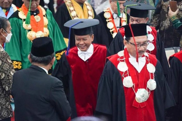 Pengukuhan Rektor USU Muryanto Amin sebagai Guru Besar Tetap Ilmu Politik. (Foto: Dok. USU)