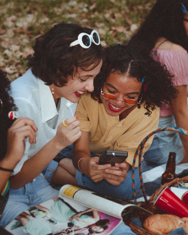 Ilustrasi pertanyaan this or that, sumber foto : pexels.