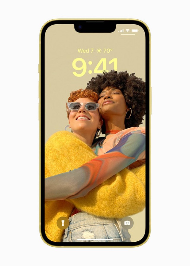 iPhone 14 warna kuning. Foto: https://www.apple.com/