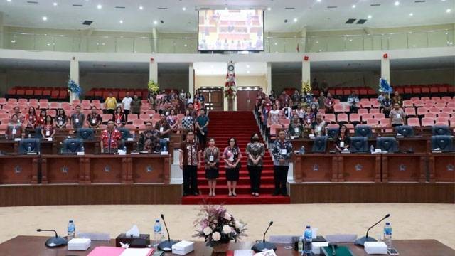 Kegiatan FGD yang digelar Sekretariat DPRD Provinsi Sulawesi Utara dan dihadiri oleh pihak Sekretariat DPRD 15 Kabupaten dan Kota di Sulut.