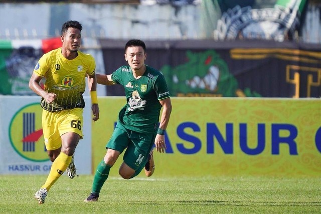 Pertandingan Barito Putera vs Persebaya dalam lanjutan Liga 1 2022/23 di Stadion Demang Lehman, Banjarbaru, Kalimantan Selatan, Kamis (9/3). Foto: Instagram/@psbaritoputeraofficial