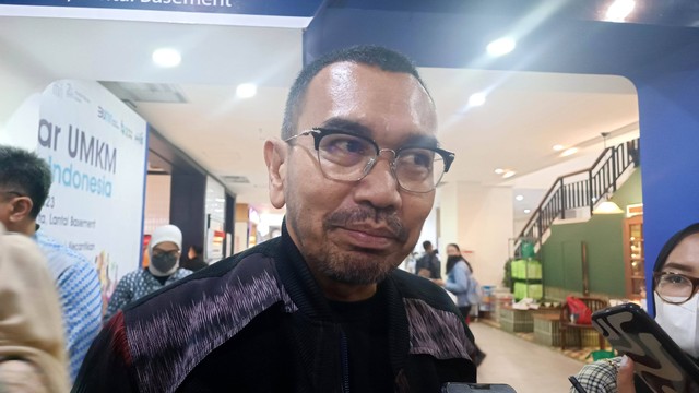 Staf Khusus Menteri BUMN Arya Sinulingga di Sarinah, Kamis (9/3/2023). Foto: Narda Margaretha Sinambela/kumparan