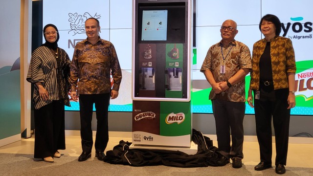 Nestle Indonesia berkolaborasi dengan Qyos meluncurkan studi pasar kemasan isi ulang kedua. Foto: Nabilla Fatiara/kumparan