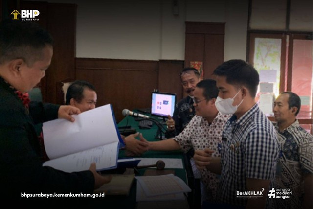 dok. Humas BHP Surabaya/Kurator BHP Surabaya bersamaan dengan Hakim Pengawas