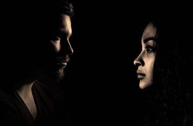 Ilustrasi Pertanyaan yang Menjebak untuk Pacar. Sumber: Pixabay