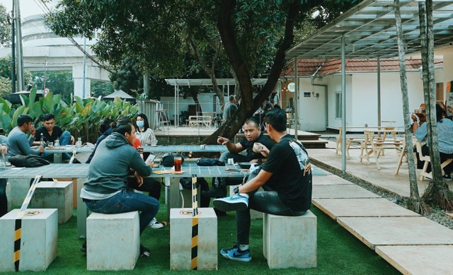 Ilustrasi Rekomendasi Cafe di Bandung yang Murah. Sumber: Unsplash/Rendy.
