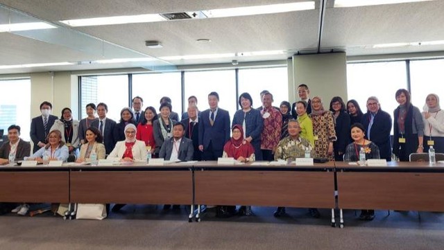 Tim LSPR diskusi bersama Nozominosono dan ERIA mengenai penanganan disabilitas perkembangan di Indonesia dan Jepang bersama Pemerintah Jepang. Foto: LSPR Institute