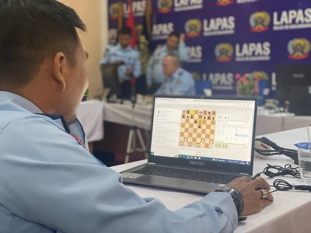 Petugas Lapas Banjarbaru ikuti Turnamen Catur Online Lichess dalam rangka semarak Hari Bakti Pemasyarakatan Ke-59 Tahun 2023