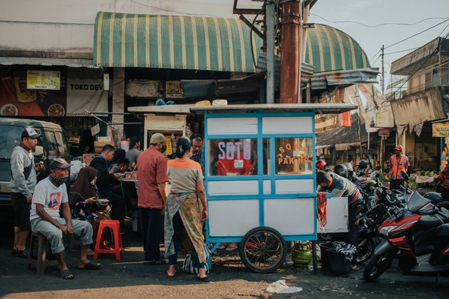 Soto Mie Bogor Terenak di Bogor, Foto Hanya Ilustrasi: Unsplash/Damar Handyanjaya