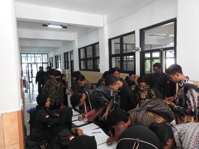 Registrasi peserta LKTD-TI 2023