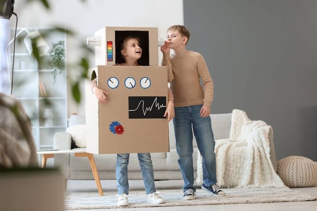 Ilustrasi Robot Kardus. Foto: Shutter Stock