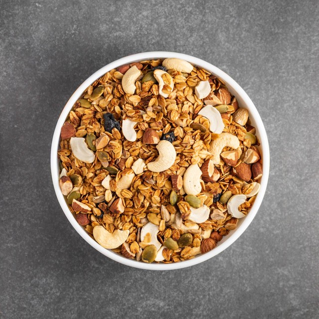 Granola, Camilan Penambah Berat Badan. Foto: Unsplash