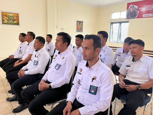 Rutan Pasangkayu Ikuti Penandatanganan Komitmen Pelaksanaan Aksi Pencegahan Korupsi Tahun 2023-2024 Secara Virtual. Foto: Rutan Pasangkayu/dok (16/03)