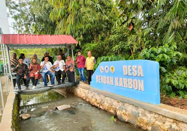Departemen ESL dan PT SMI Visitasi untuk Program Desa Rendah Karbon di Cibanteng