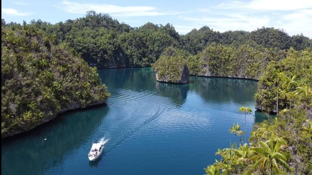 Teluk Triton, Kaimana, dijuluki The Lost Paradise