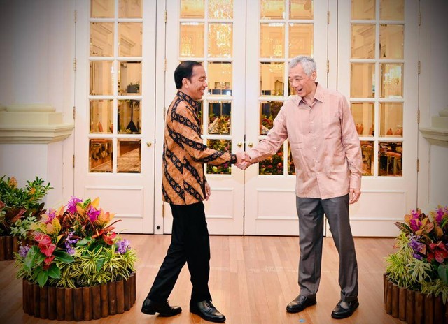 Presiden Jokowi dan PM Lee Hsien Loong saat pertemuan bilateral di Istana Kepresidenan Singapura. Foto: Laily Rachev/Biro Pers Sekretariat Presiden
