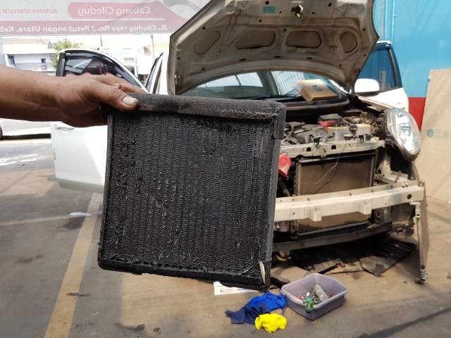 Penyebab AC mobil tidak dingin. Foto: dok. Daihatsu
