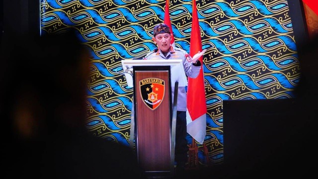 Kapolri Jenderal Listyo Sigit Prabowo memberikan sejumlah pengarahan tegas kepada seluruh jajaran Bareskrim Polri. Foto: Bareskrim Polri