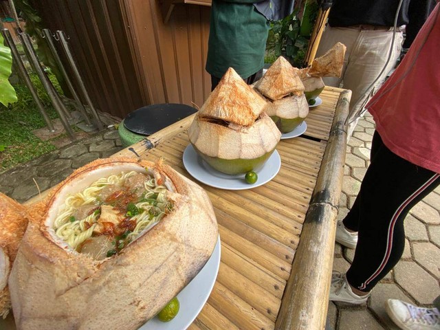 Sajian bakso kelapa. Foto: Lydia Salsabilla/Hi!Pontianak