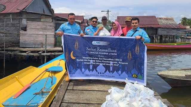 Jelang Ramadhan, Trinusa Dharma Utama Sisir Pulau Bagi-bagi Sembako. Foto: Istimewa