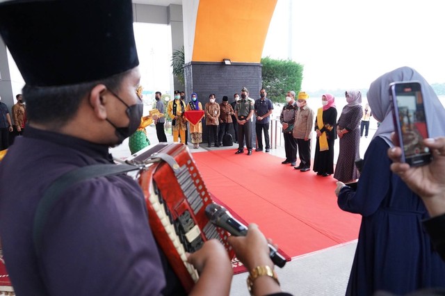 Wakil Presiden Ma'ruf Amin bertolak ke Pekanbaru, Provinsi Riau, Minggu (19/03/2023). Foto: BPMI Setwapres