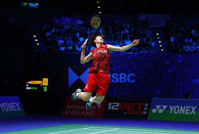 Tunggal putri China Chen Yu Fei melawan tunggal putri Korea Selatan An Se-young pada final All England di Utilita Arena, Birmingham, Inggris. Foto: Andrew Boyers/REUTERS